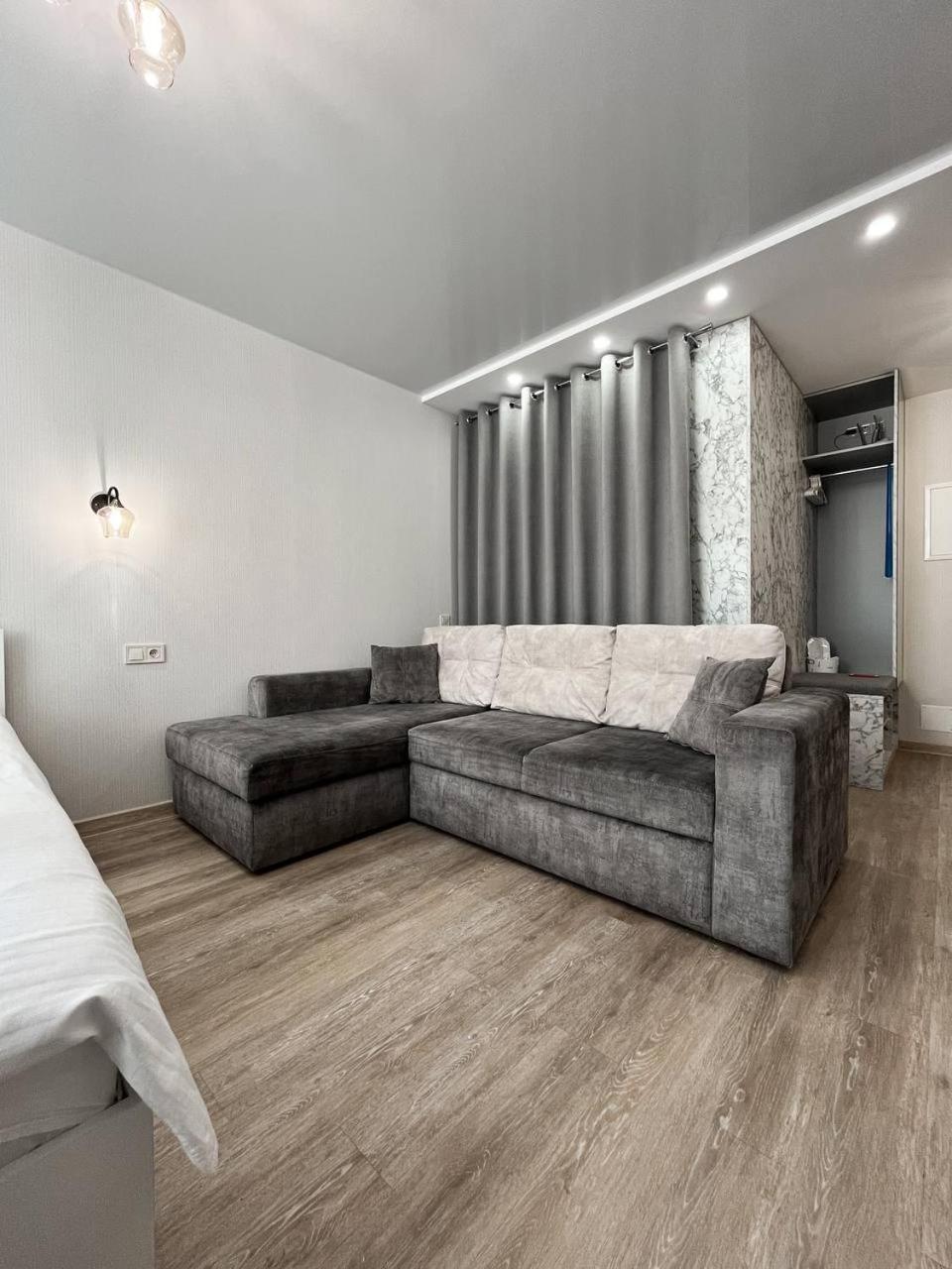 Helen Network: Bright Apartments by Korpusnyi Park Poltava Exterior photo